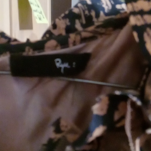 Dress - Picture 3 of 4